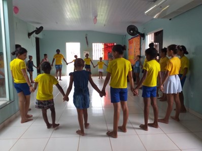 a group of children in a room