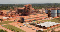 The Paragominas bauxite mine, located in Pará, Brazil, temporarily suspends 80 employees and reduces the number of contractors by 175.