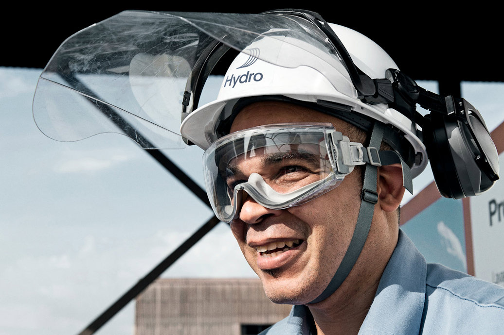 Man in safety helmet with Hydro logo
