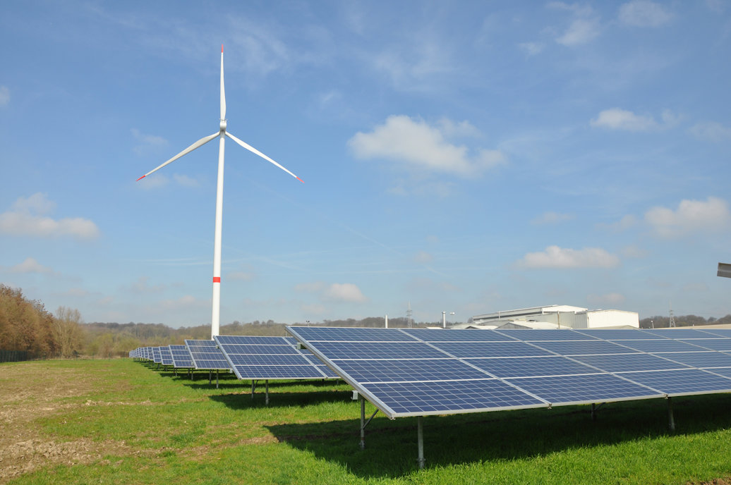 Hydro's extrusion plant in Ghlin, Netherlands, uses renewable energy for electricity.