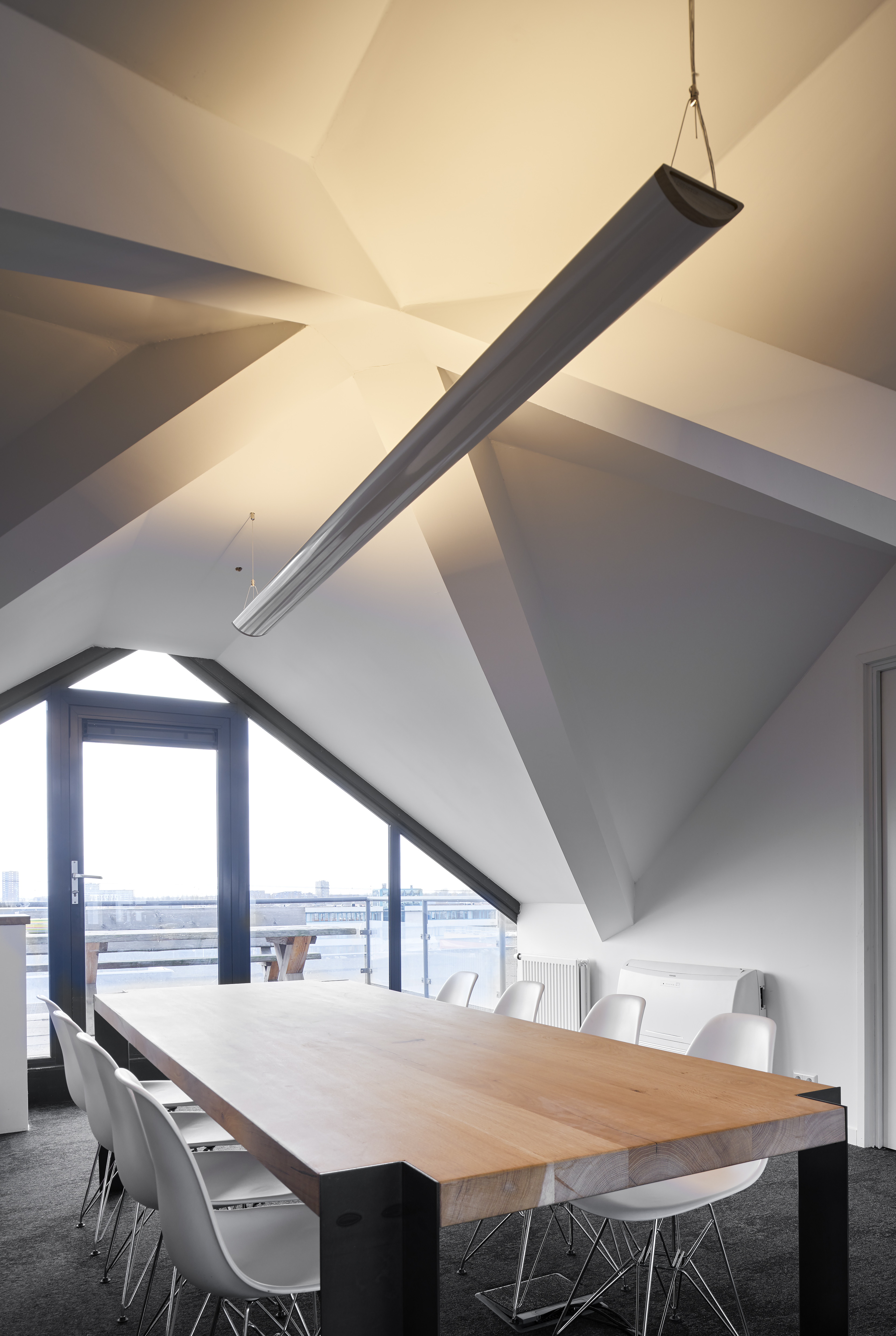 BNL Loerakker story in between picture