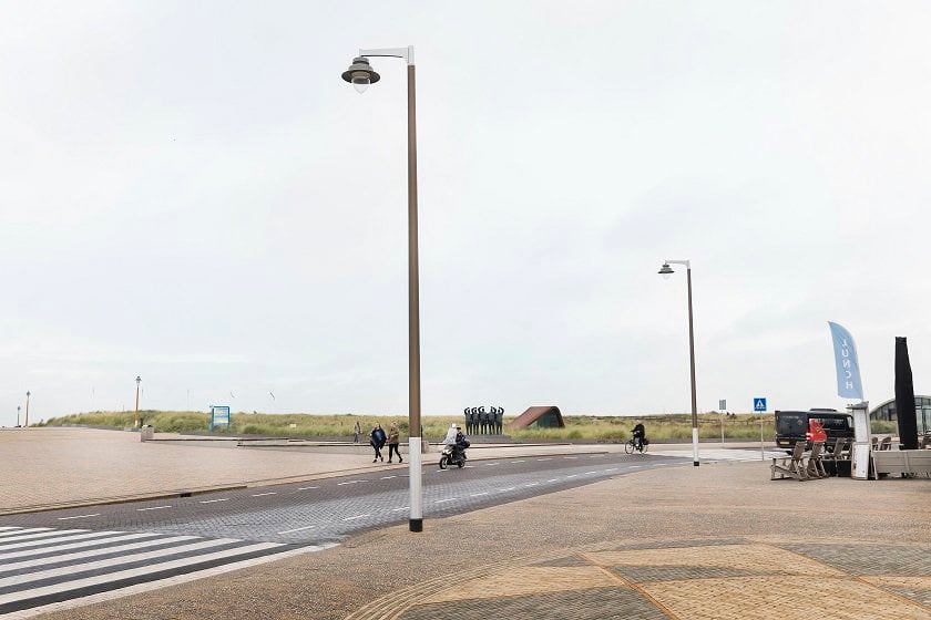 Boulevard Katwijk schijnt weer in aluminium