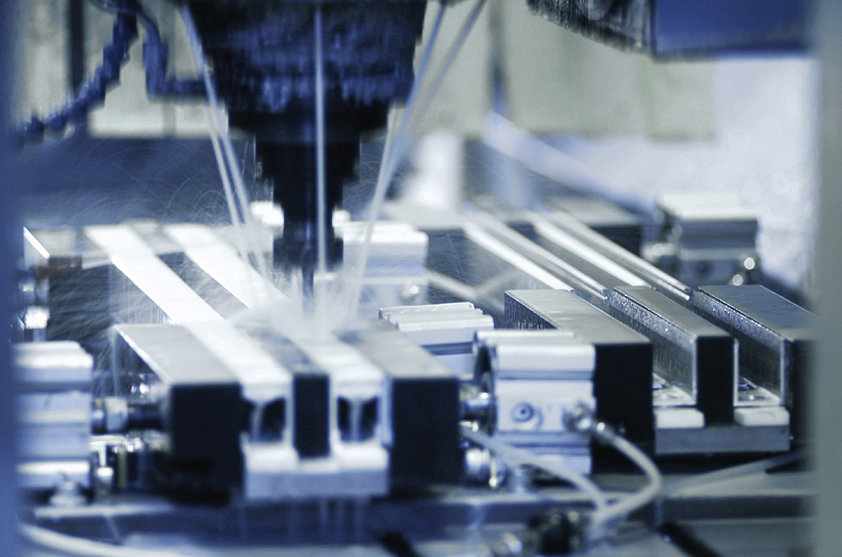 Machining Hydro-Aluminium027