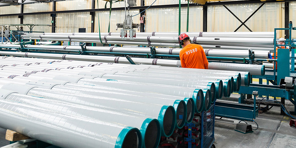 Des mâts en aluminium fabriqués dans notre usine de Drunen aux Pays-Bas