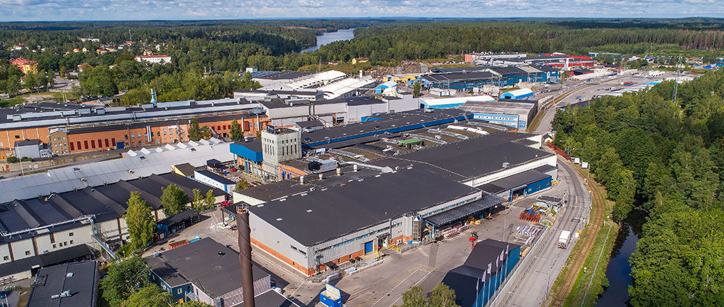 Flygfoto över Hydros fabrik i Finspång