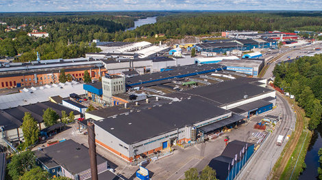 Flygfoto över Hydros fabrik i Finspång