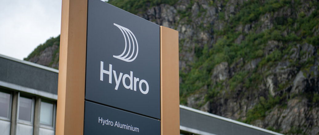 Hydro signage at the Sunndal plant