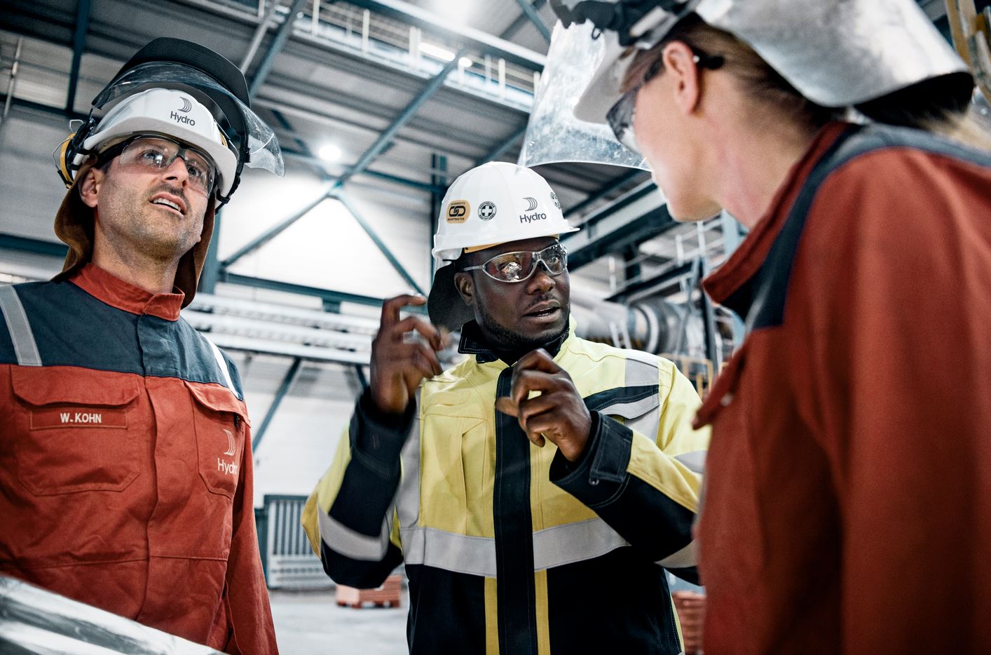 Hydro employees in a discussion