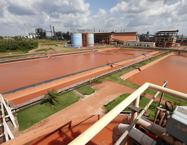 Oppsamlingsbasseng ved Alunorte