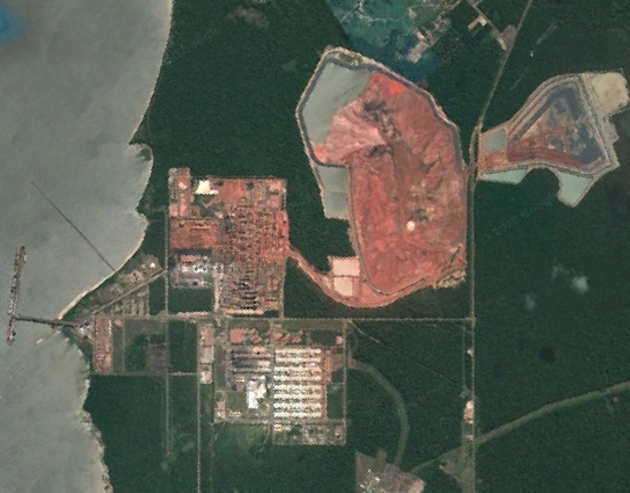 Satellite view of Alunorte and the Pará river