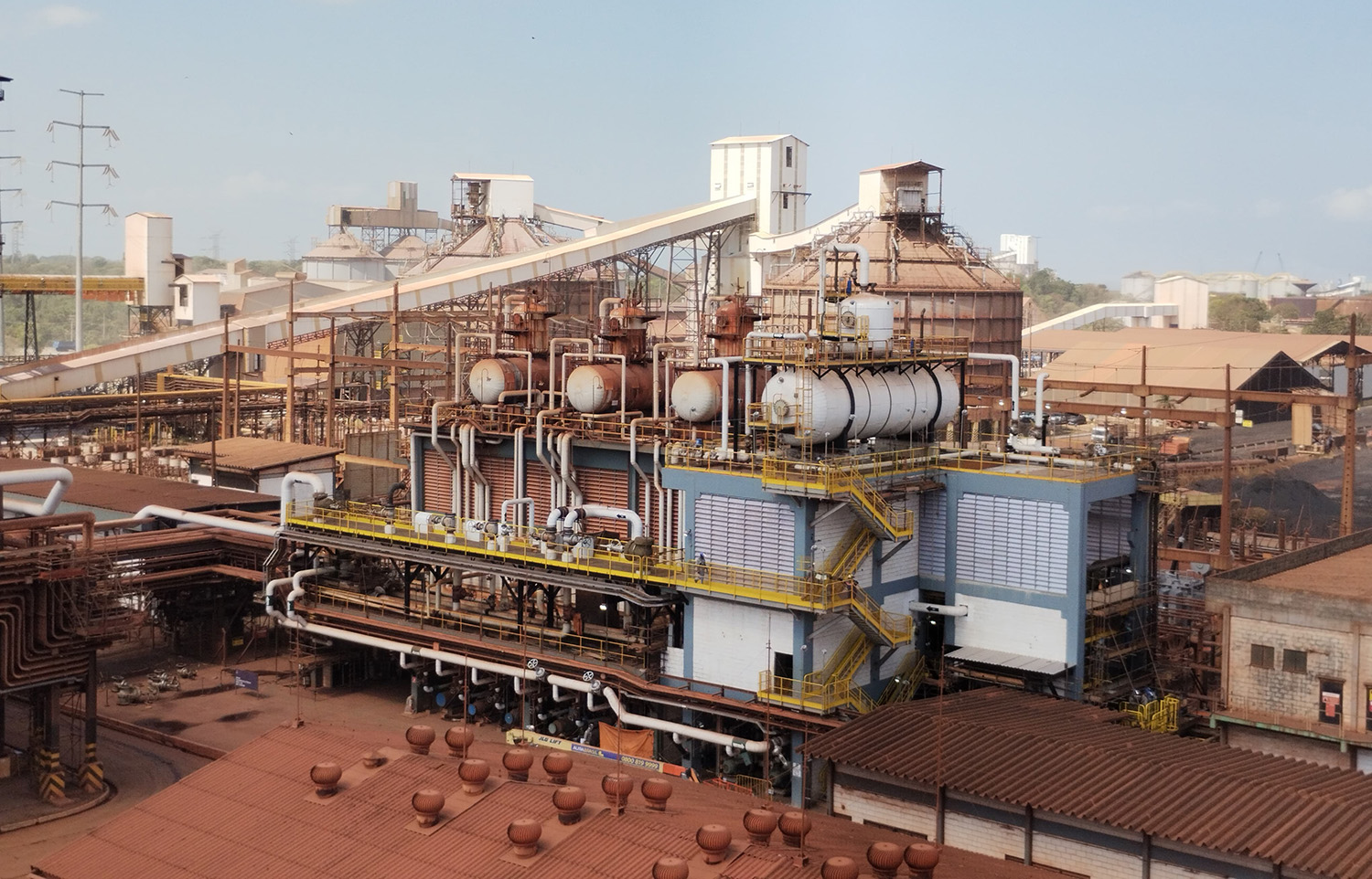 a large alumina refinery