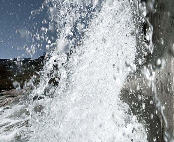 a close-up of water splashing
