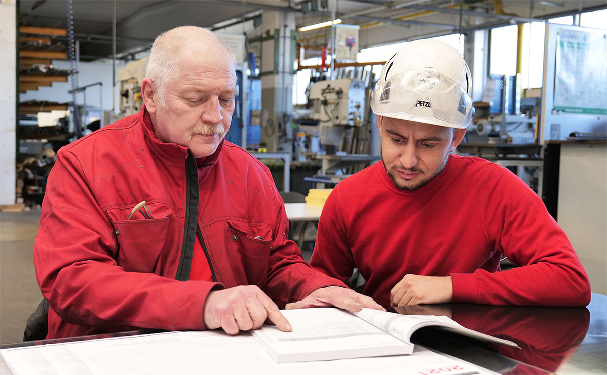 Ausbildungsbeauftragter Helmut Bussler im Gespräch
