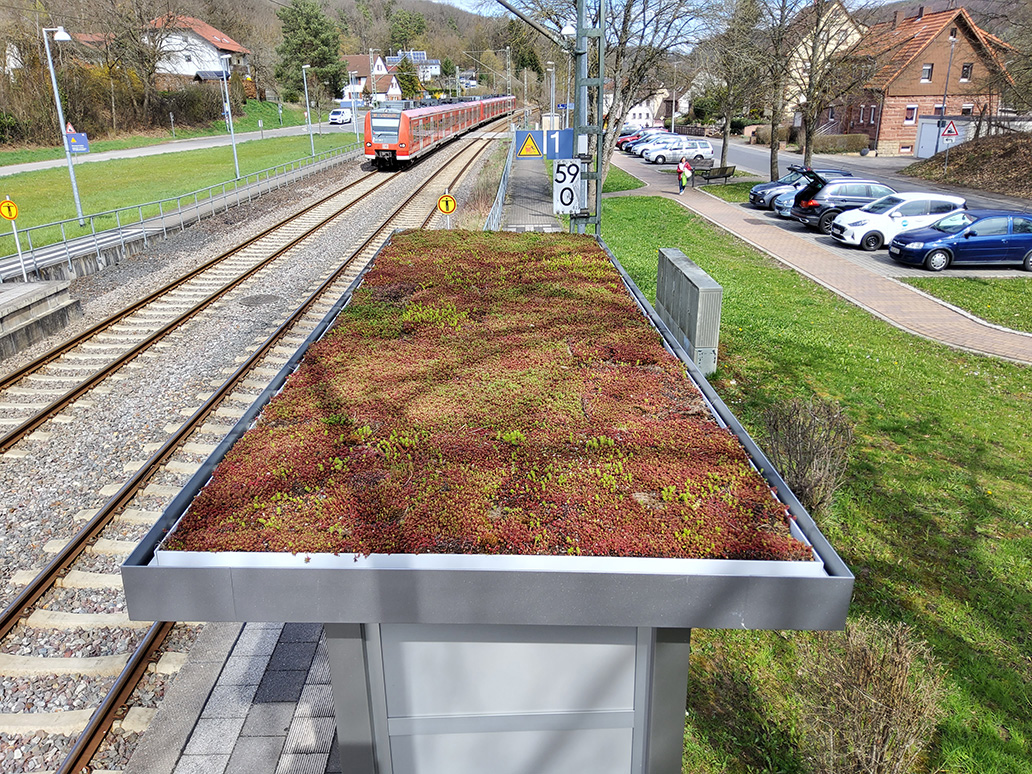 Hydro Pfosten und Sprossenrahmenprofile bei Dachbegrünung von Signature Hiller