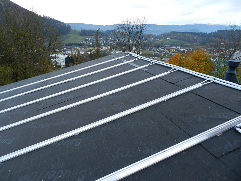 Eckel Energydach mit Aluminiumprofilen