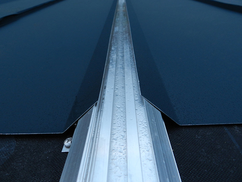 Montage des Energydachs von Eckel Energy GmbH