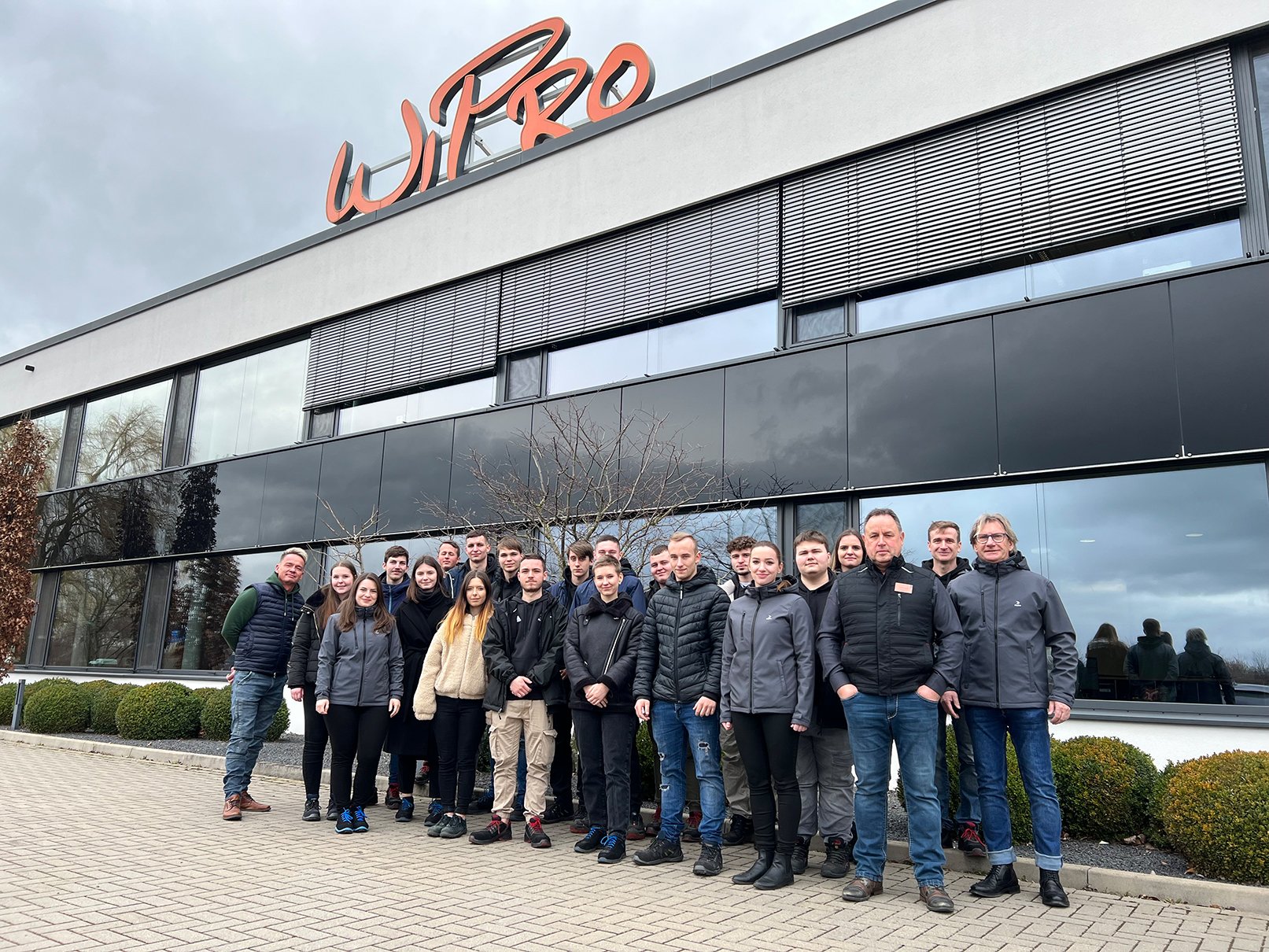 Practical insights Trainee excursion to the customer WiPro system