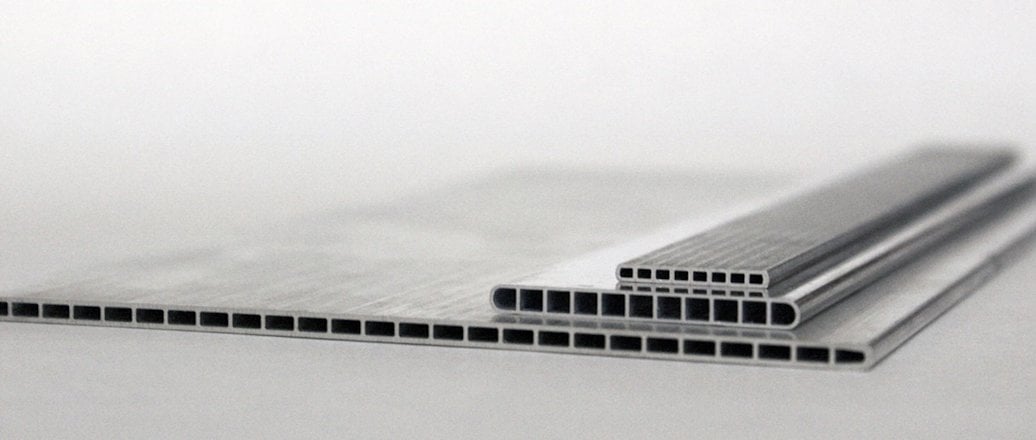 Wide aluminium multi-port extrusions Wide aluminium multi-port extrusions