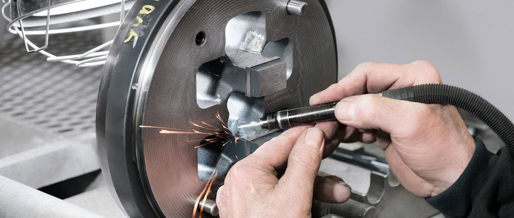 Werkzeugbau mit Minidrill-Funktionswerkzeug