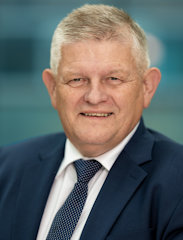 John Thuestad Executive Vice President, Hydro Bauxite & Alumina John Thuestad Executive Vice President, Hydro Bauxite & Alumina